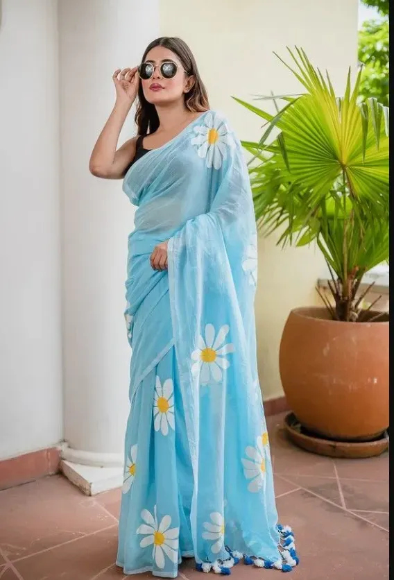 Sky Blue Daisy Floral Print Linen Saree